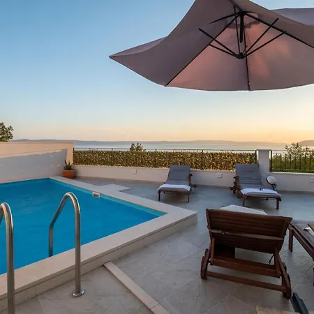 فيلة Beautiful Libero With A Pool Jacuzzi Sauna *