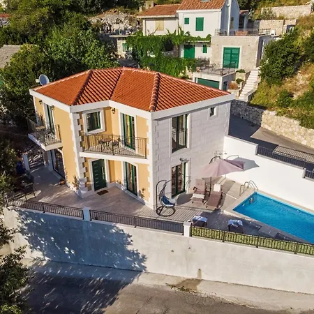 فيلة Beautiful Libero With A Pool Jacuzzi Sauna