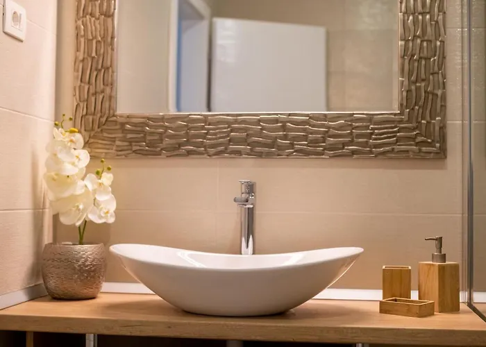 Beautiful Libero With A Pool Jacuzzi Sauna 别墅 马卡尔斯卡