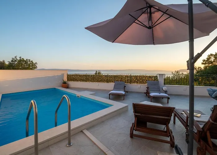 别墅 Beautiful Libero With A Pool Jacuzzi Sauna *