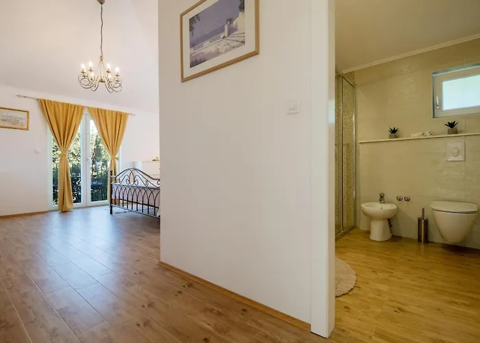 Villa Beautiful Libero With A Pool Jacuzzi Sauna