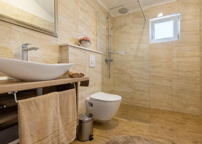 Beautiful Libero With A Pool Jacuzzi Sauna